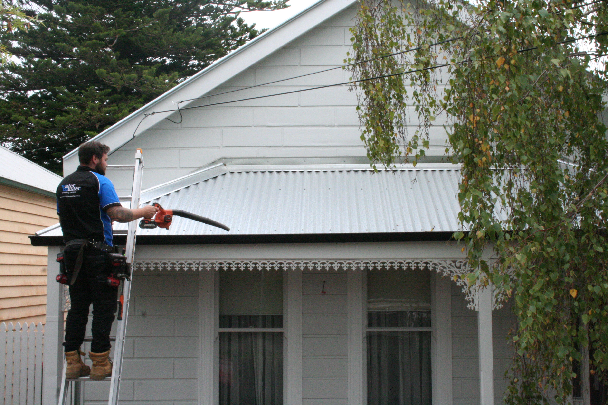 Gutter Cleaning in Jamestown NC